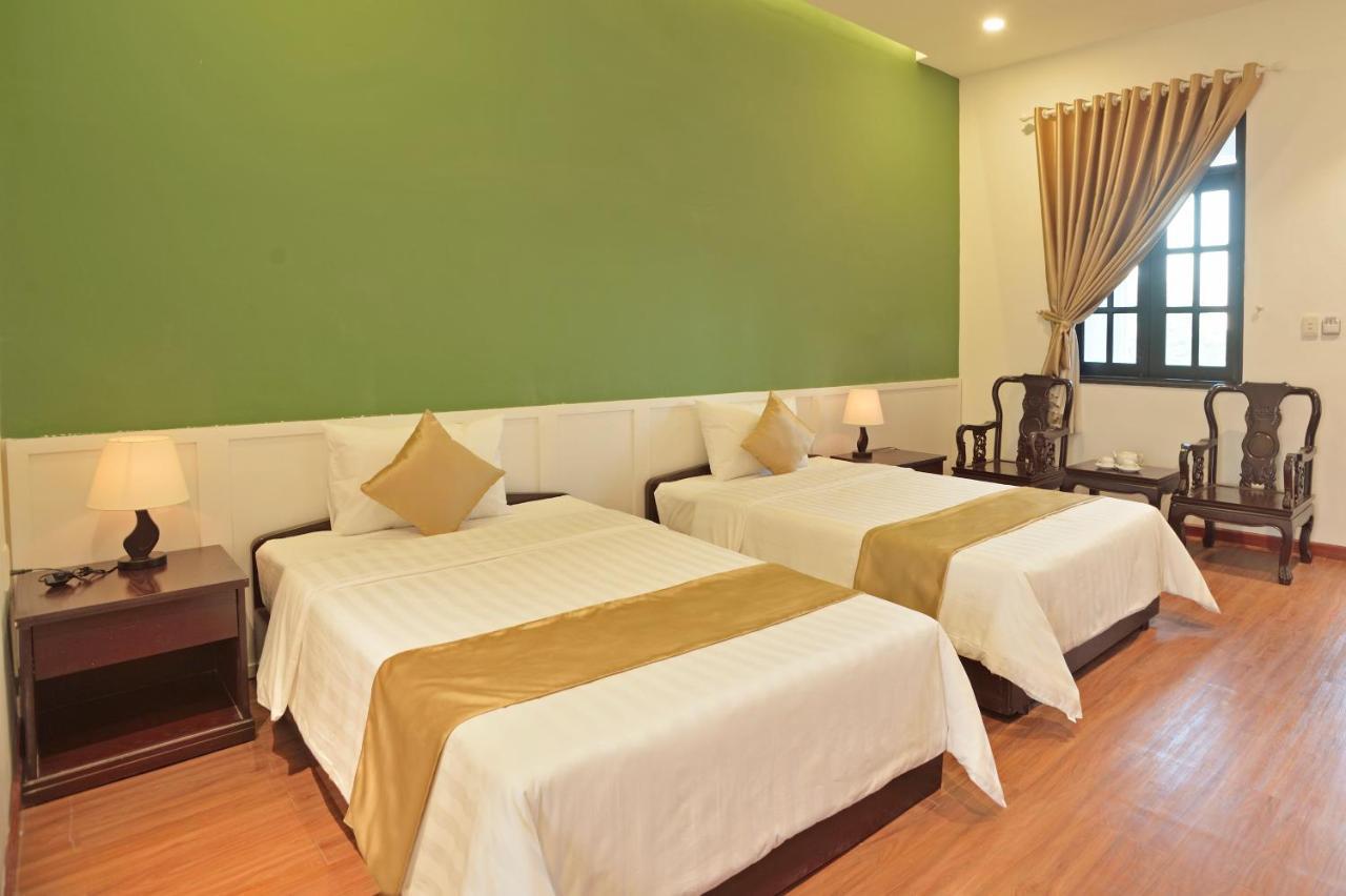 Pandora Saigon Hotel Хошимин Екстериор снимка